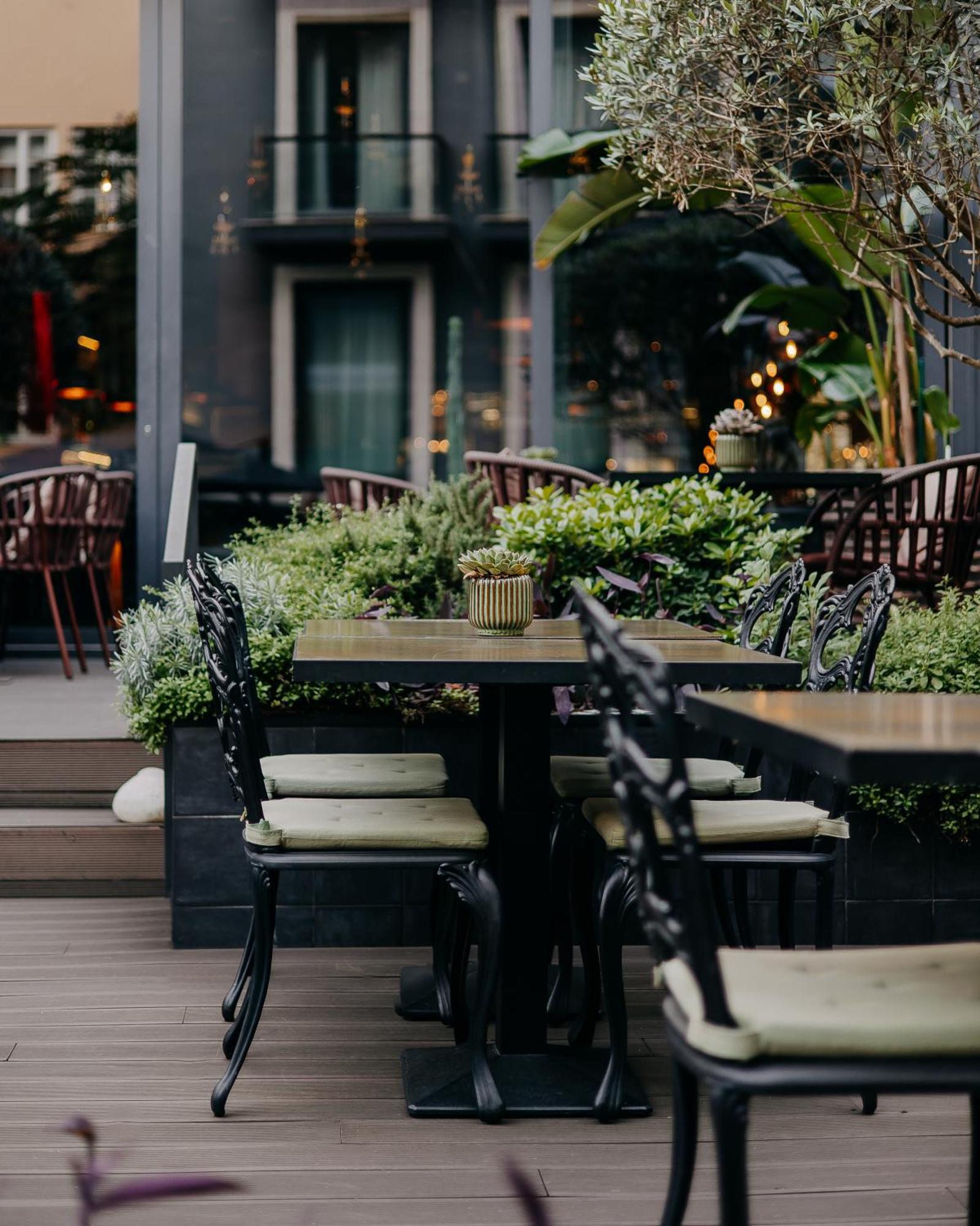 138 Liberdade Hotel Lisboa 外观 照片 The Terrace at The Ivy, St John's Wood